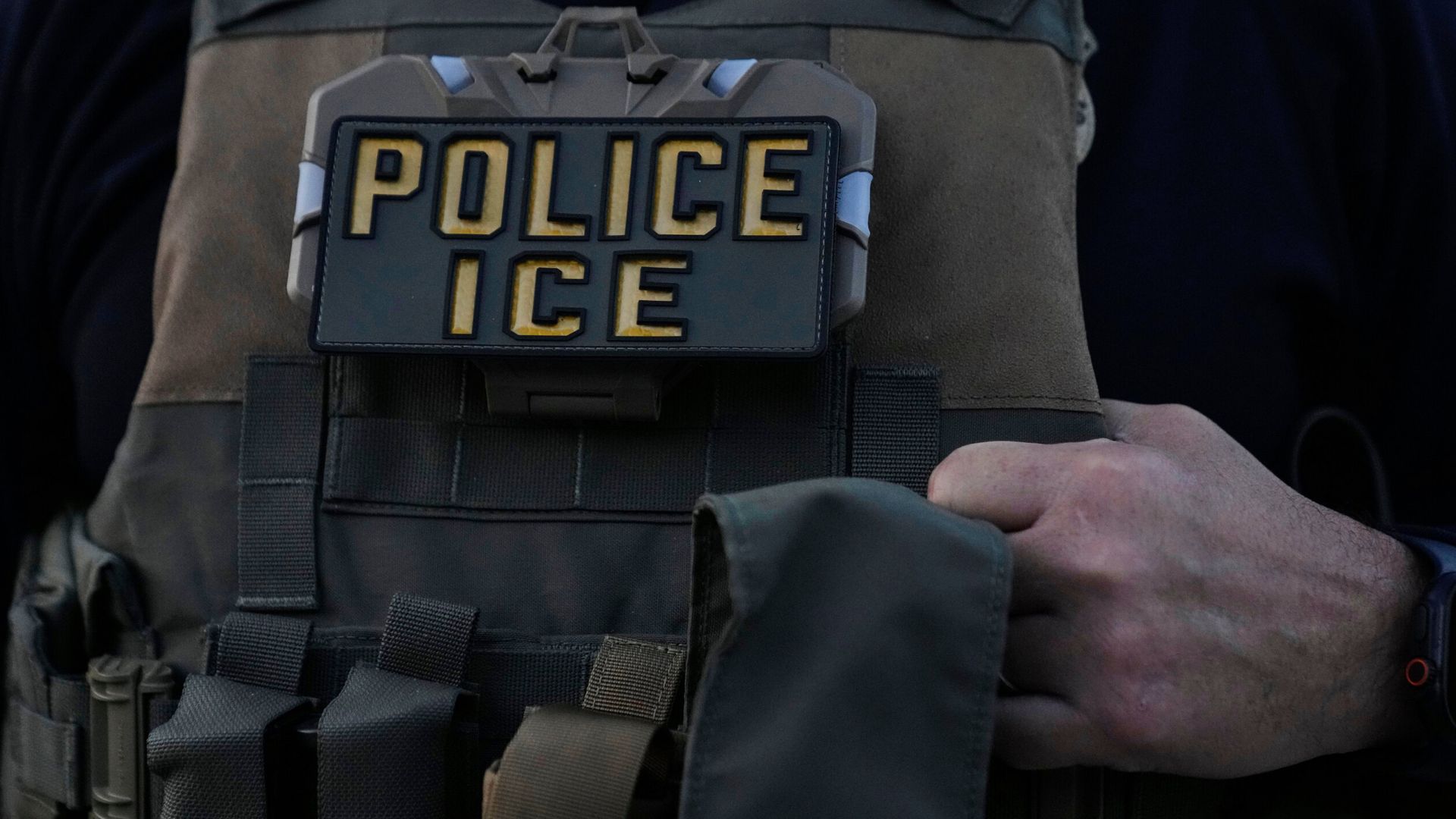 Motorists ‘killed’ by ICE agent in Maine was wrong target, senator’s spokesperson says